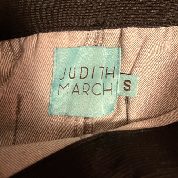 ❤︎︎𝐉𝐮𝐝𝐢𝐭𝐡 𝐌𝐚𝐫𝐜𝐡 𝐁𝐞𝐥𝐥𝐁𝐨𝐭𝐭𝐨𝐦𝐬❤︎︎ SOLD - Picture 3 of 4